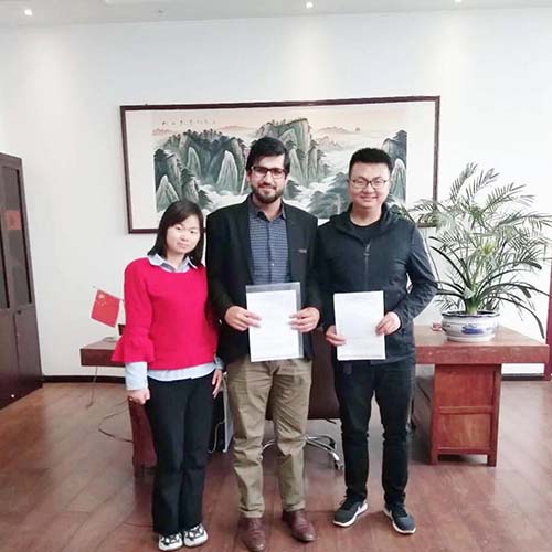 Signed the contract for complete 4-5t/h coal briquettes production line. Thanks for cooperation and trust!